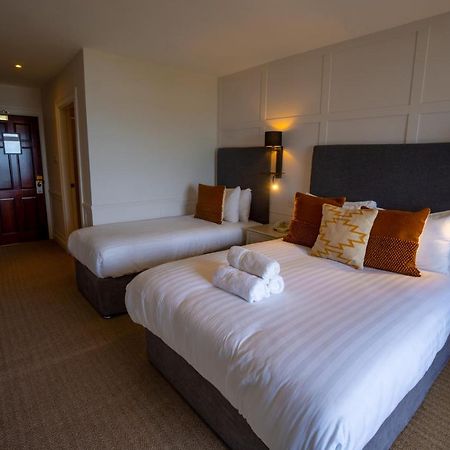 The Cliff House Hotel แบลลีบัลเนียน ภายนอก รูปภาพ